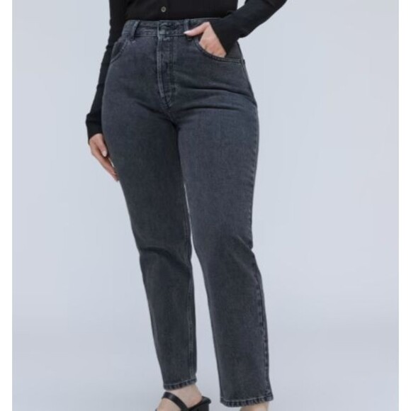Everlane Women's Jeans Curvy 90s Cheeky Straight Jean Black Wash Size 30